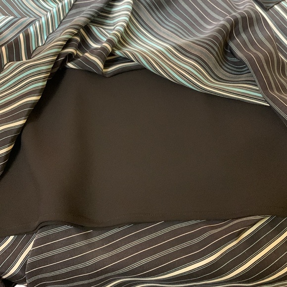 Kenneth Cole Reaction teal/black/white silk midi handkerchief skirt. Sz 6. NWOT - Picture 5 of 7